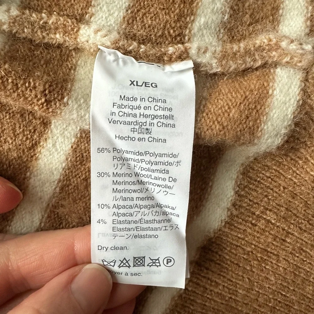 Madewell Women's Cardigan in Tan and White Stripes - Picture 4 of 4